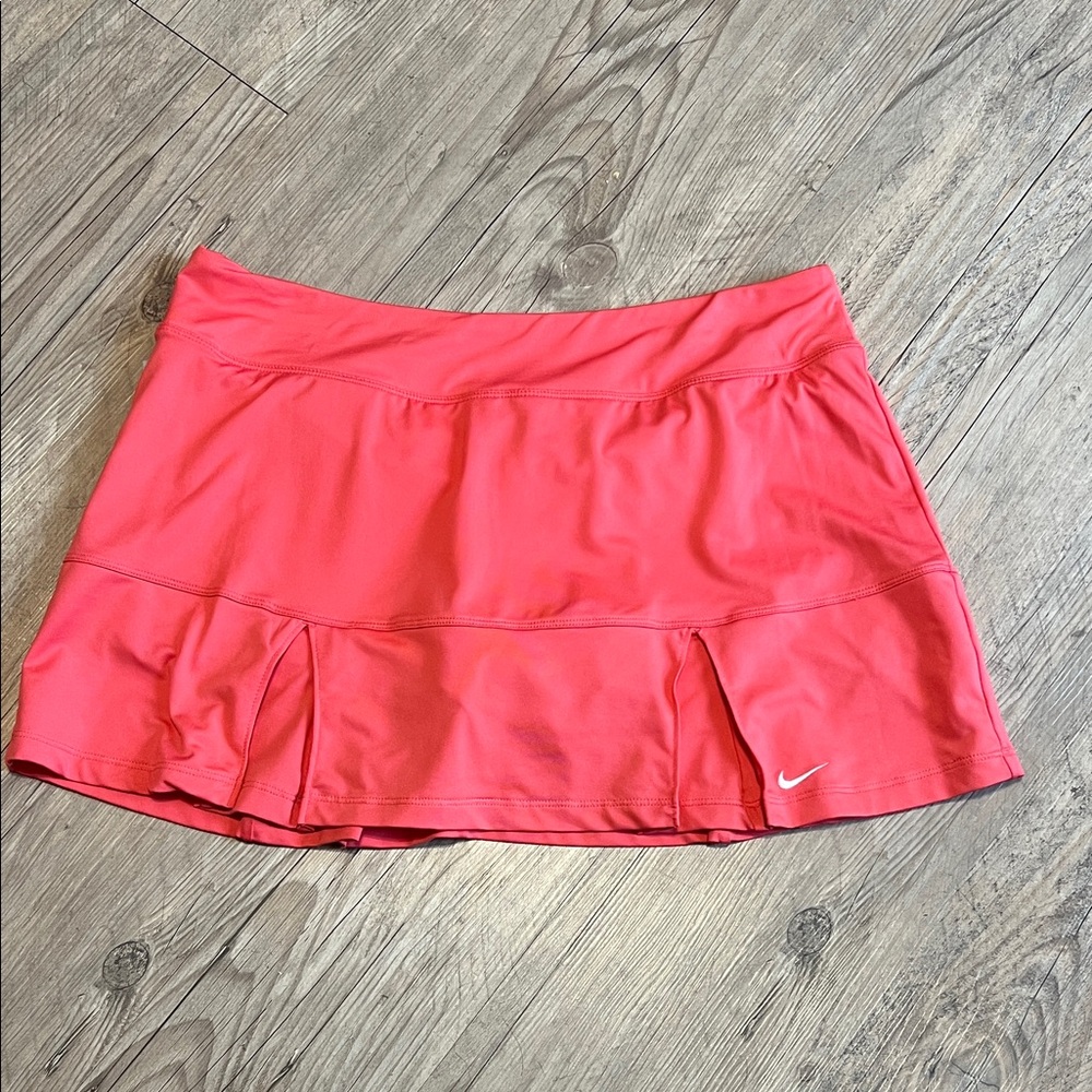 Nike Women's Coral Pink Skater Tennis Skirt